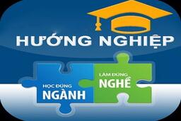TRƯỜNG ĐẠI HỌC SPKT HƯNG YÊN TỔ CHỨC TƯ VẤN HƯỚNG NGHIỆP, TUYỂN SINH CHO HỌC SINH ... 08/03/22