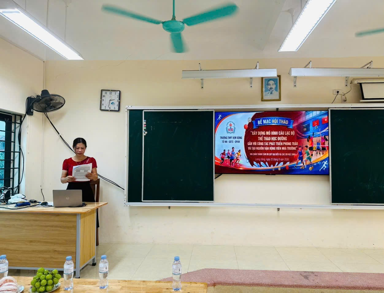 <a href='https://c3kimdong.hungyen.edu.vn/tin-tuc/to-ngoai-ngu-gdtc-gdqpan-to-chuc-hoi-thao-chuyen-mon-ve-mo-hinh-cau-lac-bo-the-thao-hoc-duong.html'>TỔ NGOẠI NGỮ - GDTC - GDQP&AN TỔ CHỨC HỘI THẢO  CHUYÊN MÔN VỀ MÔ HÌNH CÂU LẠC BỘ THỂ THAO HỌC ĐƯỜNG</a>